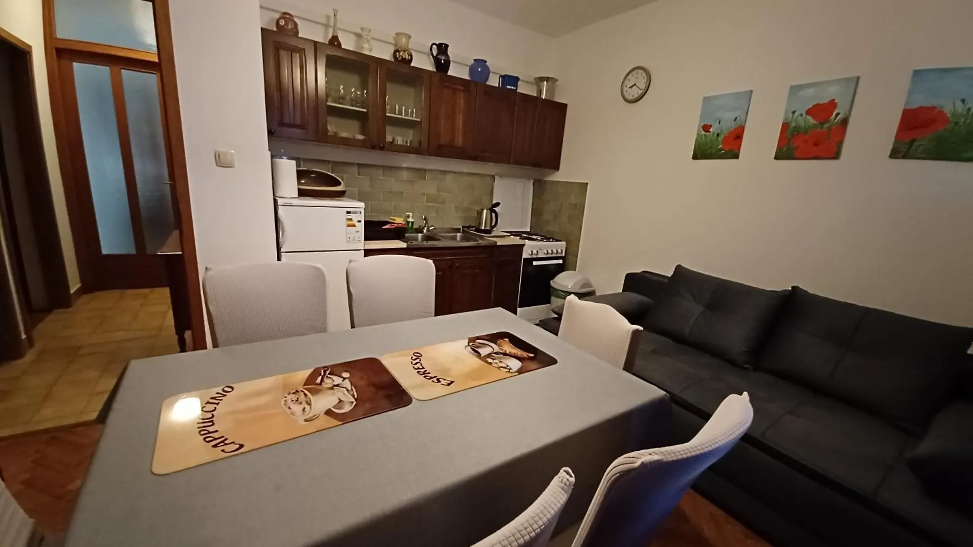 Apartmani Bada باكوشتاني شقة
